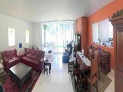 Casa para Venda em Cotia - 2