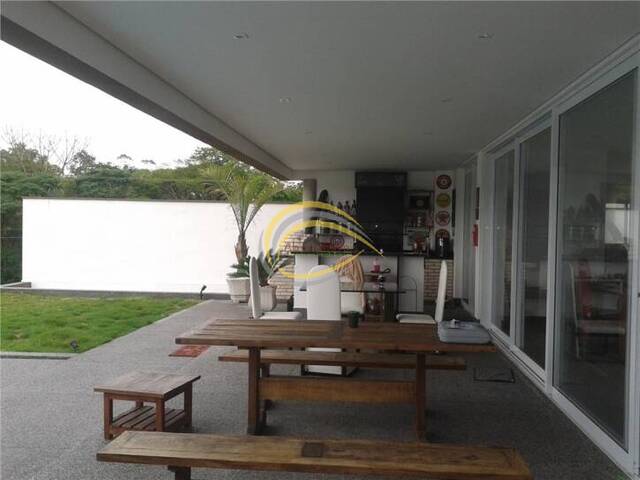 Casa para Venda em Carapicuíba - 3