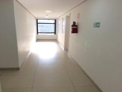 Sala para Venda em Cotia - 2