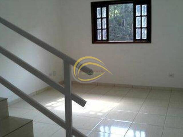 Sobrado para Venda em Cotia - 2