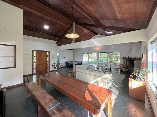 Casa para Venda em Carapicuíba - 2