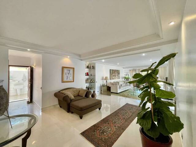 Casa para Venda em Carapicuíba - 3