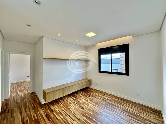 Casa para Venda em Carapicuíba - 3