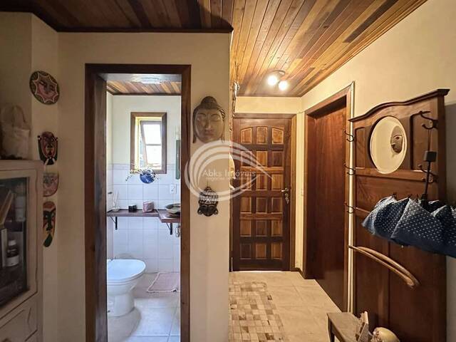 Casa para Venda em Jandira - 2