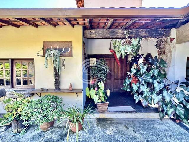 Casa para Venda em Carapicuíba - 2