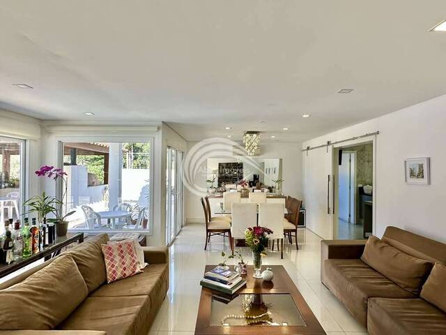 Casa para Venda em Carapicuíba - 4