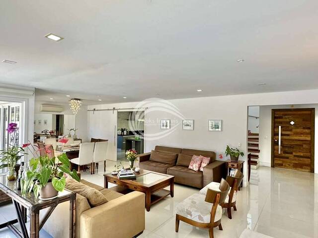 Casa para Venda em Carapicuíba - 5