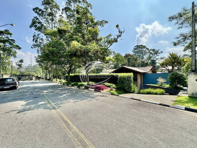 Venda em Jardim Indaiá - Embu das Artes