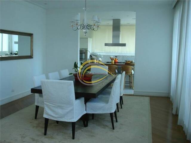 Casa para Venda em Cotia - 2