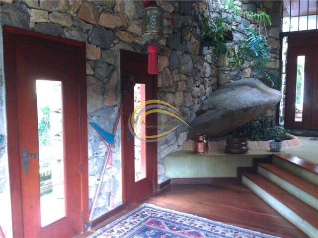 Casa para Venda em Embu das Artes - 5