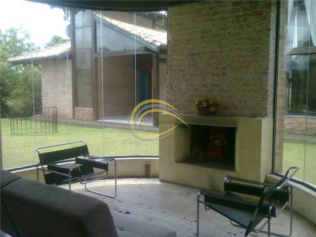 Casa para Venda em Embu das Artes - 4