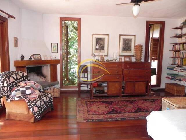 Casa para Venda em Carapicuíba - 2