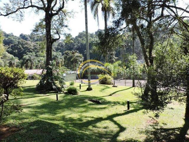 Casa para Venda em Carapicuíba - 2