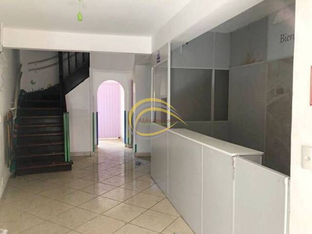 Casa para Locação em Cotia - 2