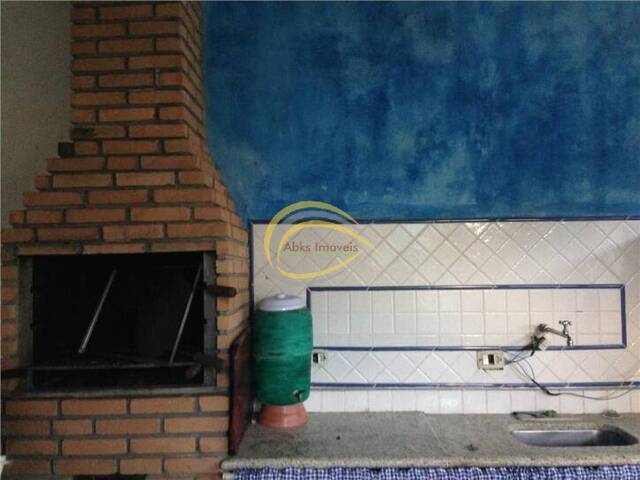 Casa para Venda em Carapicuíba - 2
