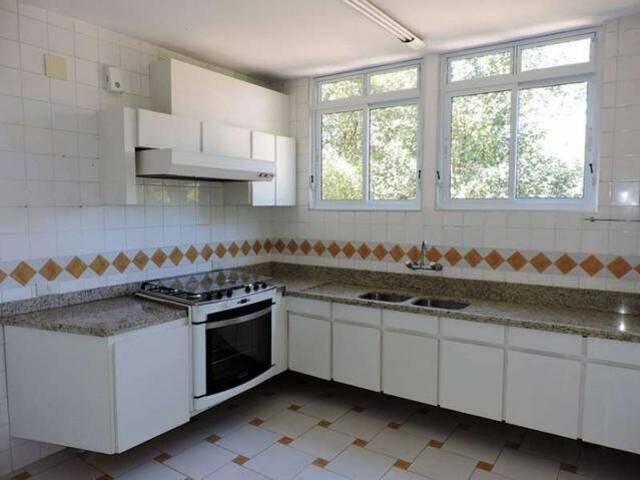 Casa para Venda em Carapicuíba - 5